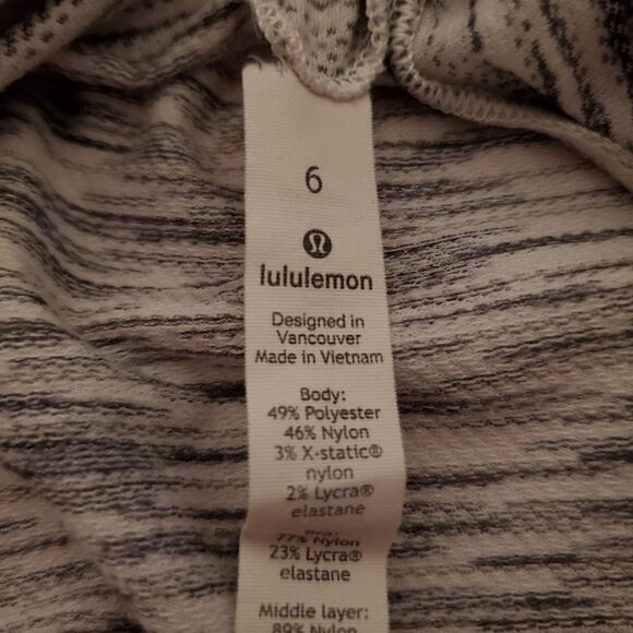 Lululemon Moment To Movement 2-In-1 Tank Size 6 - Picture 11 of 13